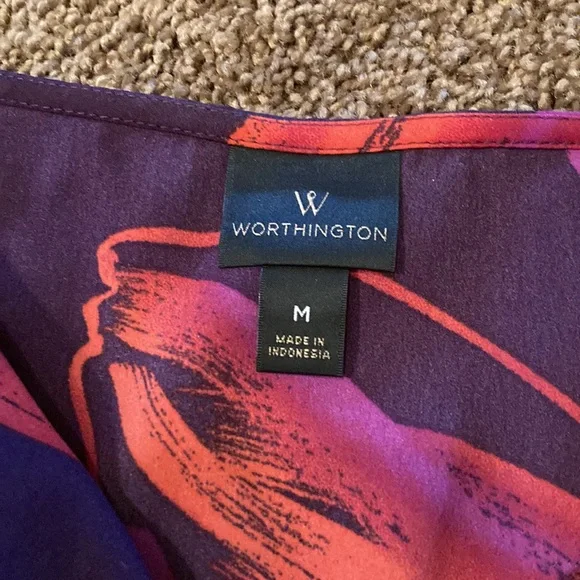 Worthington dressy tank top. Vivid colors. Size medium. Cowl neck. Very dressy - Picture 2 of 4